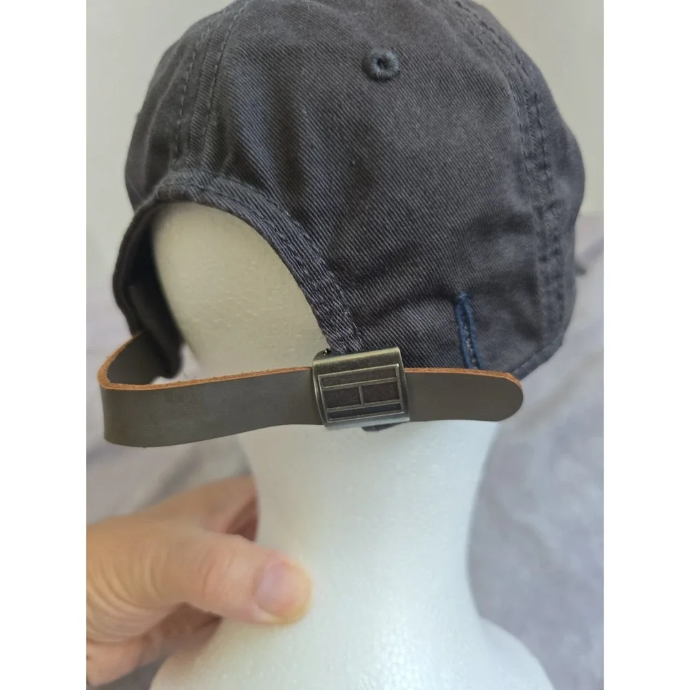 Tommy Hilfiger Strapback Baseball Cap Hat Gray One Size